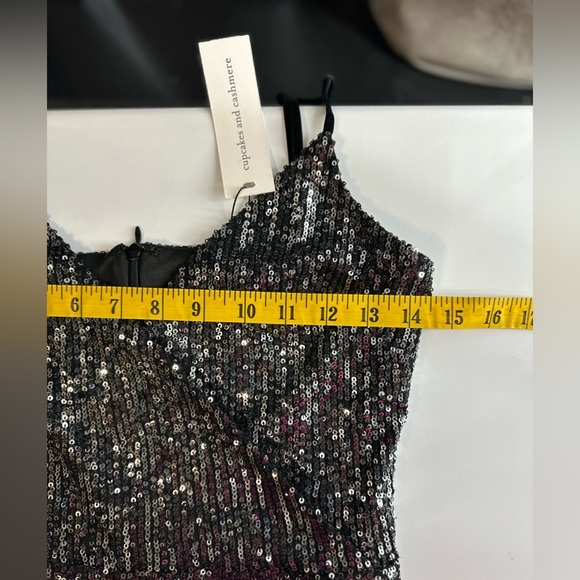 NWT Cupcakes & Cashmere Women’s Joelle Wrap Sequins Midi Dress Black XS - Picture 11 of 13